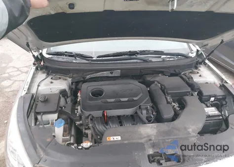 2016 Hyundai Sonata z USA, uszkodzony, nr VIN 5NPE24AF9GH417897